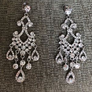 NWOT Silver Sparkle Chandelier Earrings